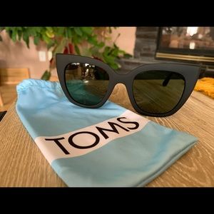TOMS Sydney sunglasses